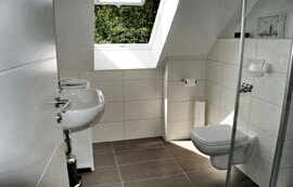 Ferienwohnung Badezimmer (OG)
